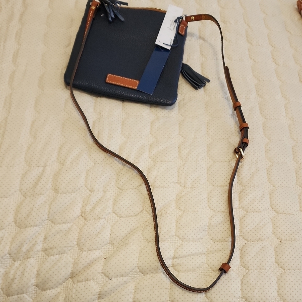Dooney & Bourke Ray's Triple Zip Crossbody Bag Ltd Edition Tampa Bay Rays - Picture 9 of 9
